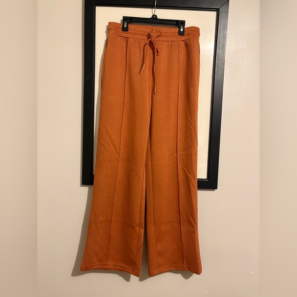 Unbranded Sleeveless Two-Piece Tracksuit - NWOT - Picture 13 of 17